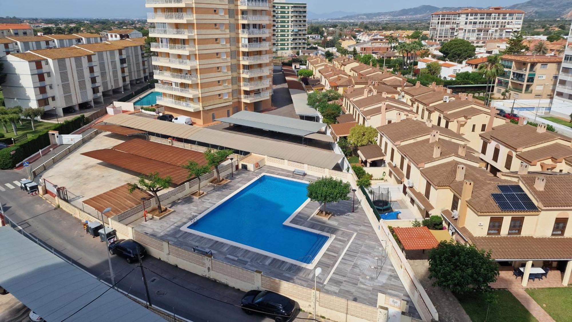 Apartamento De 1 Habitacion Frente Al Mar Y Con Piscina Apartman Benicàssim Kültér fotó