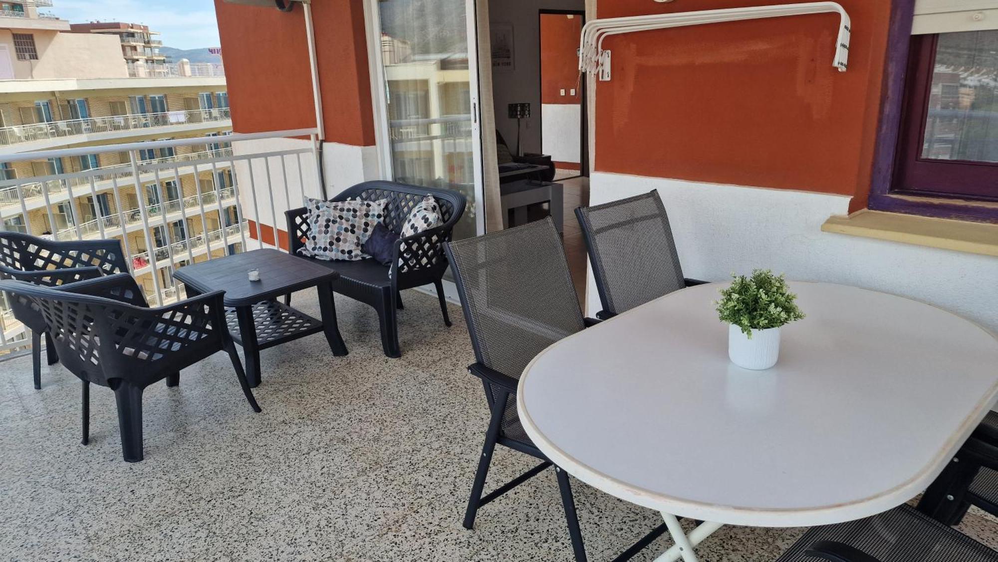 Apartamento De 1 Habitacion Frente Al Mar Y Con Piscina Apartman Benicàssim Kültér fotó