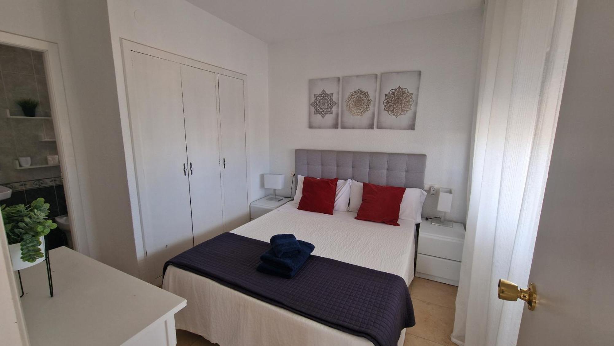 Apartamento De 1 Habitacion Frente Al Mar Y Con Piscina Apartman Benicàssim Kültér fotó